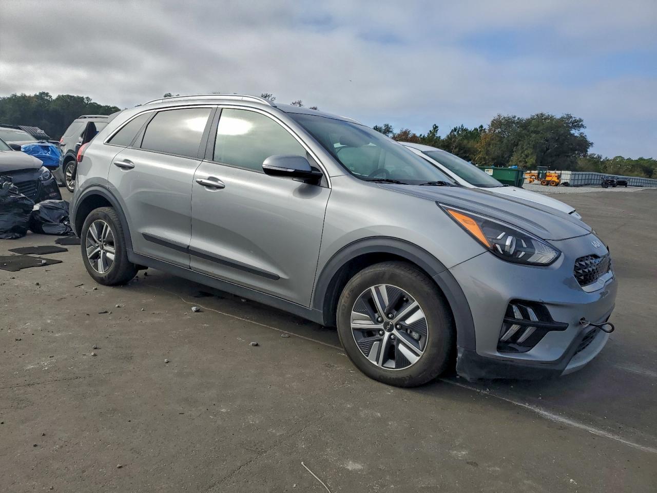 2022 KIA NIRO EX photo 4