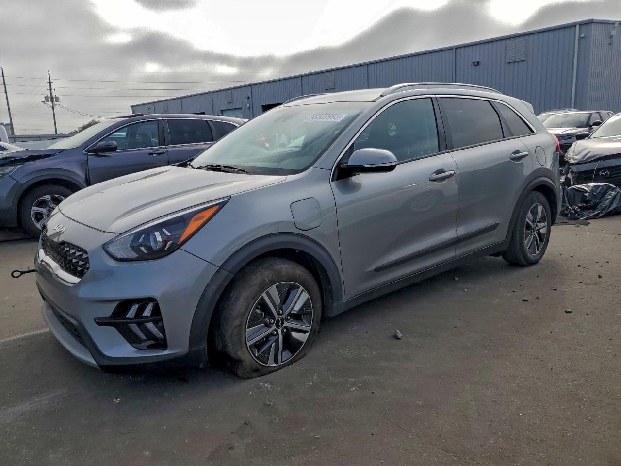 2022 KIA NIRO