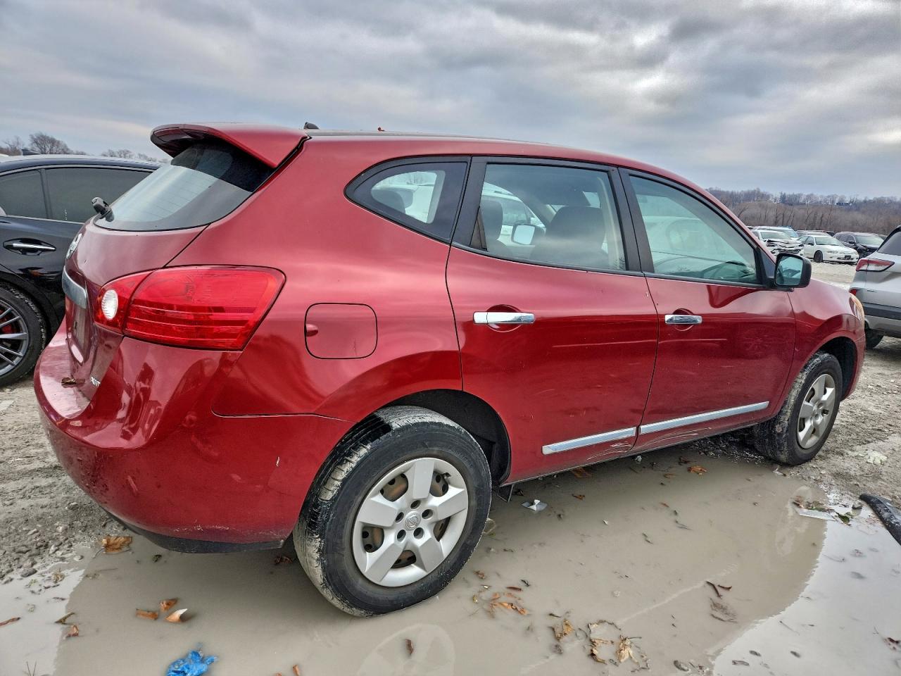2013 NISSAN ROGUE S photo 5