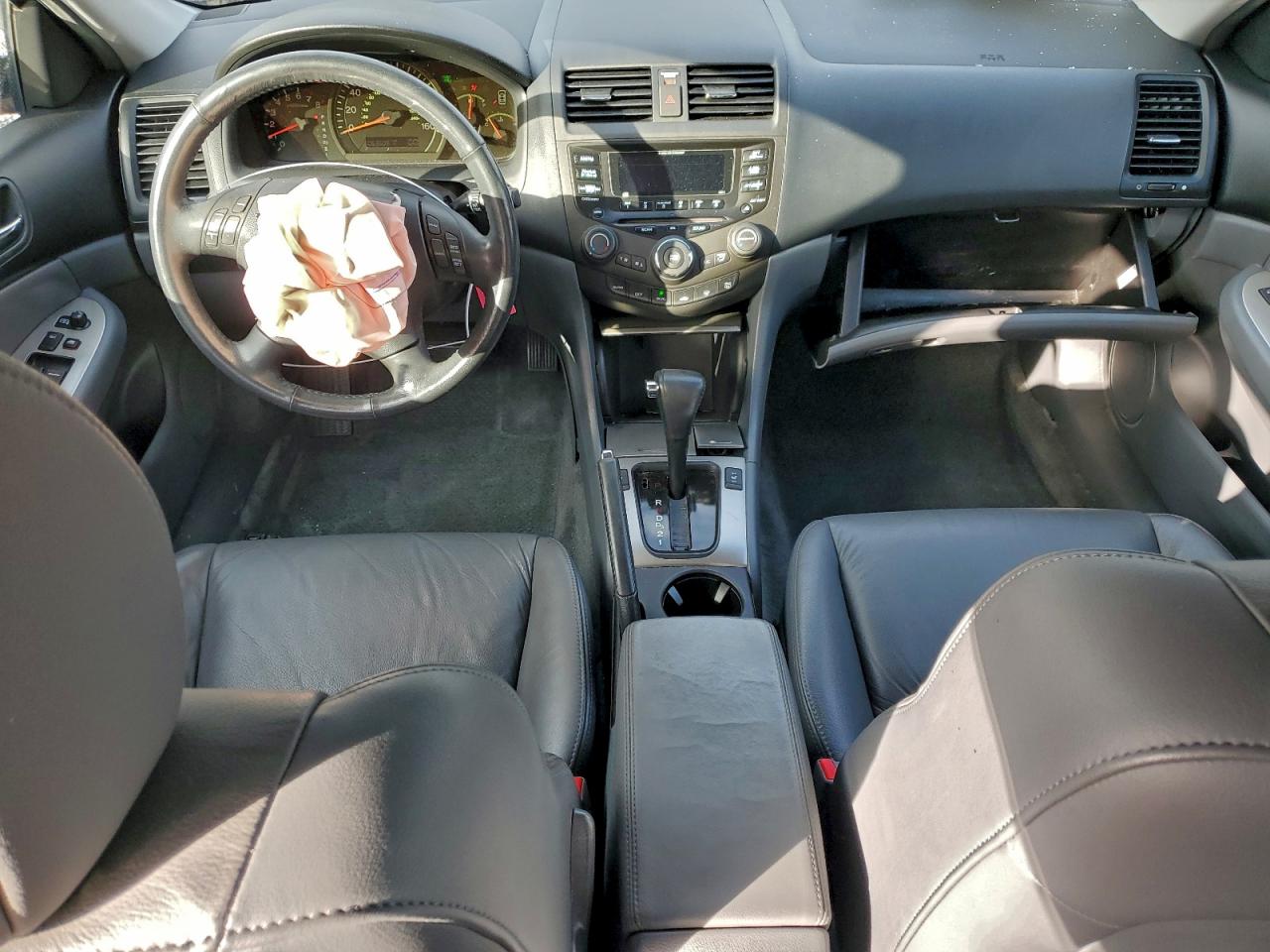 2005 HONDA ACCORD EX photo 8