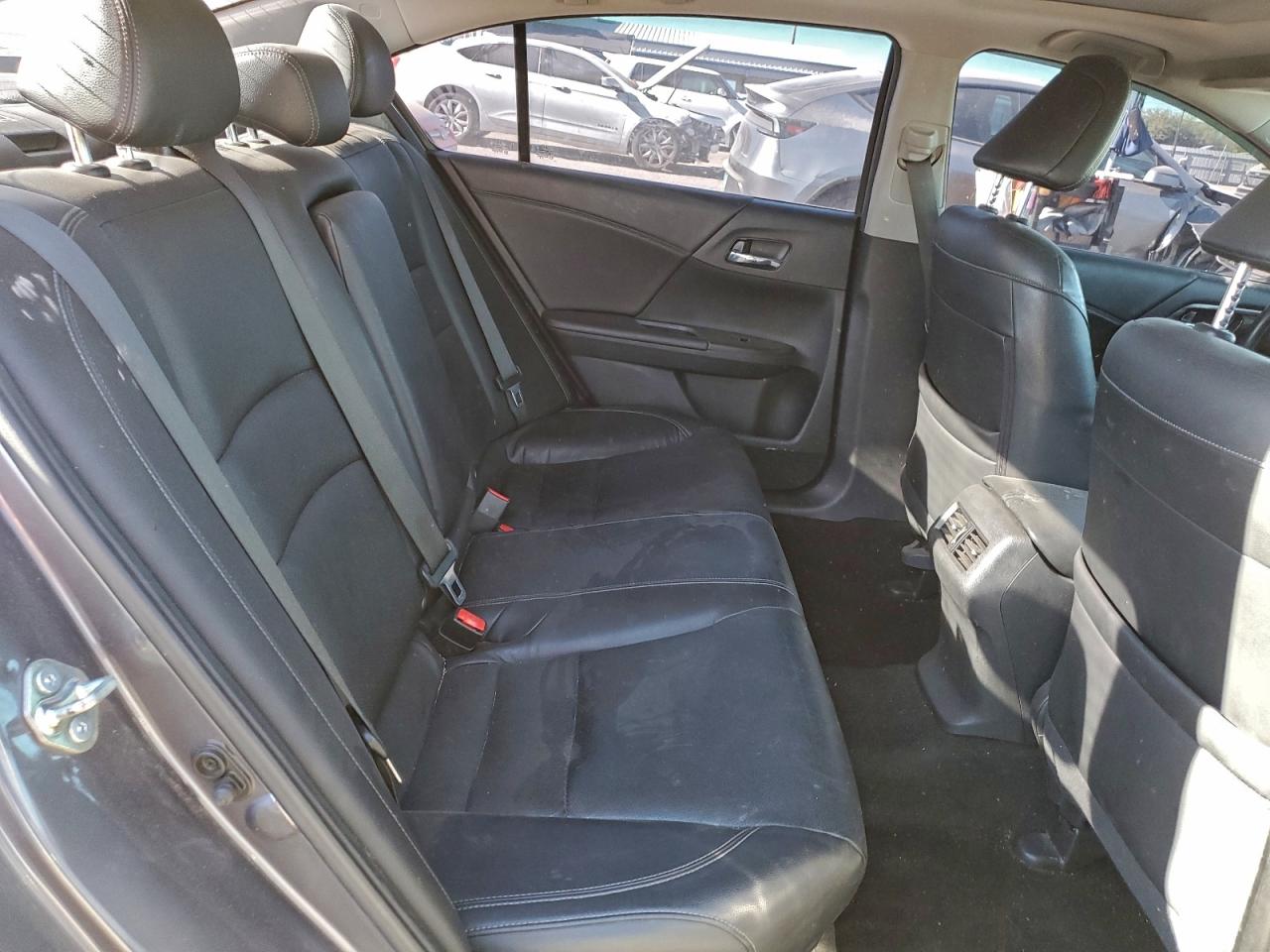 2016 HONDA ACCORD EXL photo 10
