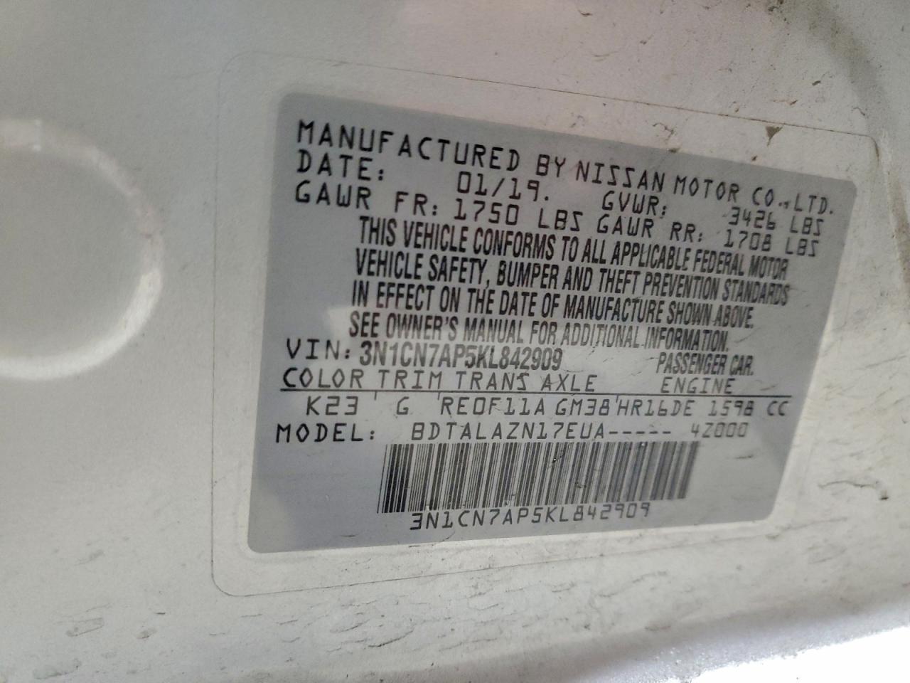 2019 NISSAN VERSA S photo 12