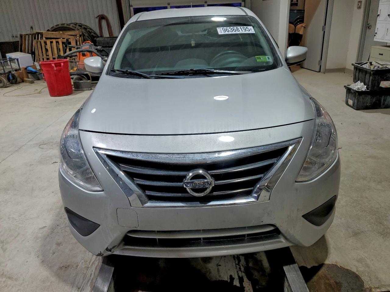 2019 NISSAN VERSA S photo 5