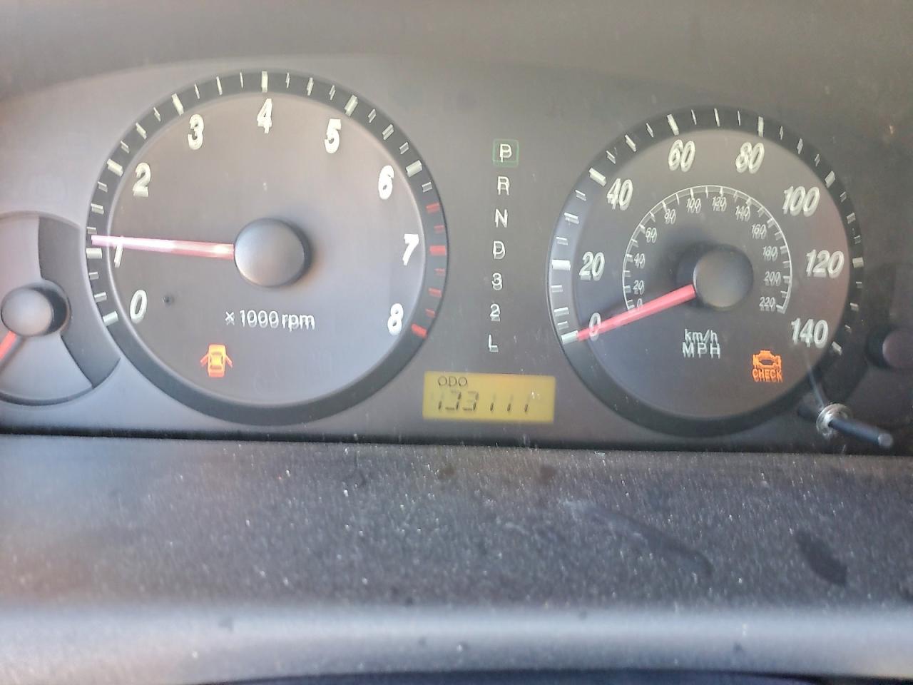 2004 HYUNDAI ELANTRA GLS photo 9