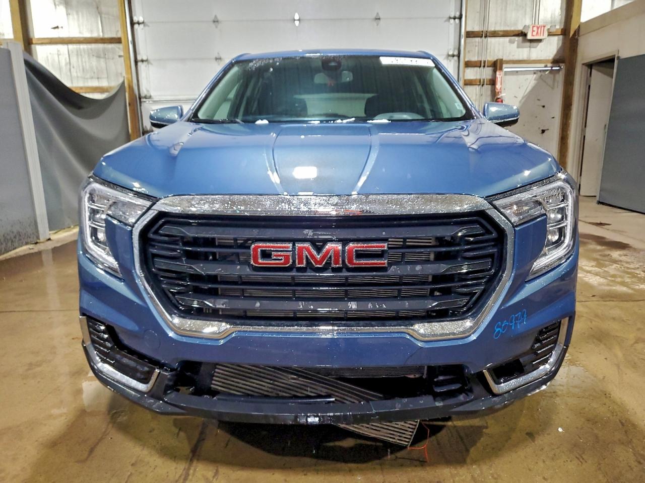2024 GMC TERRAIN SLE photo 5