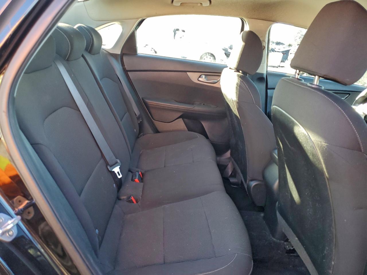 2019 KIA FORTE FE photo 19