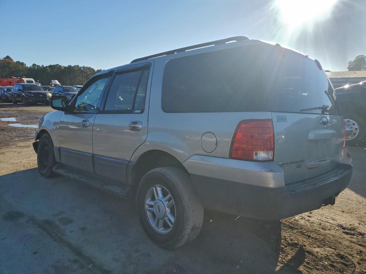 2006 FORD EXPEDITION XLT photo 2