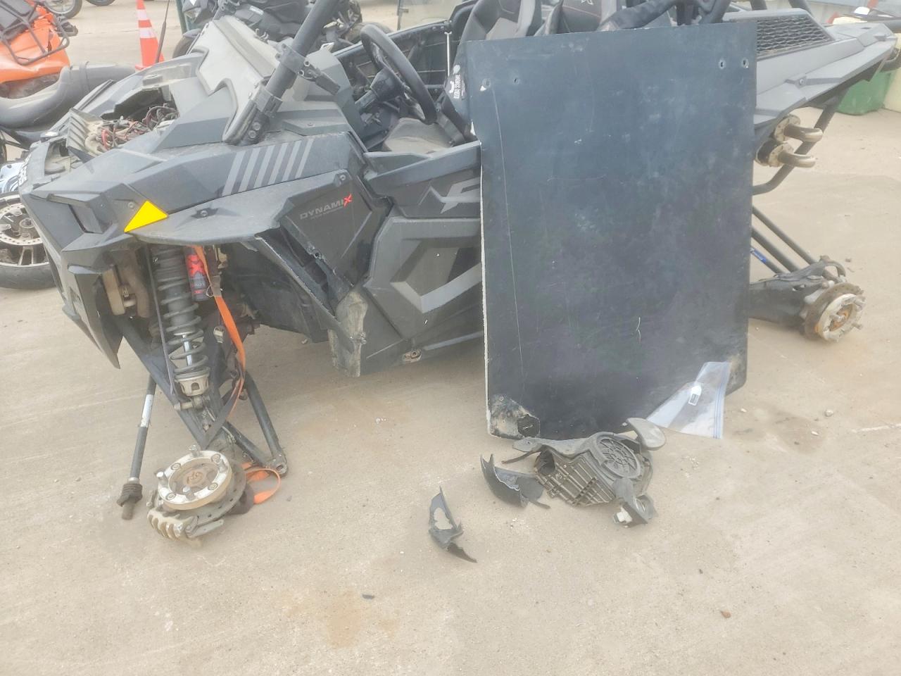 2021 POLARIS RZR DYNAMIX UTILITY VEHICLE photo 9