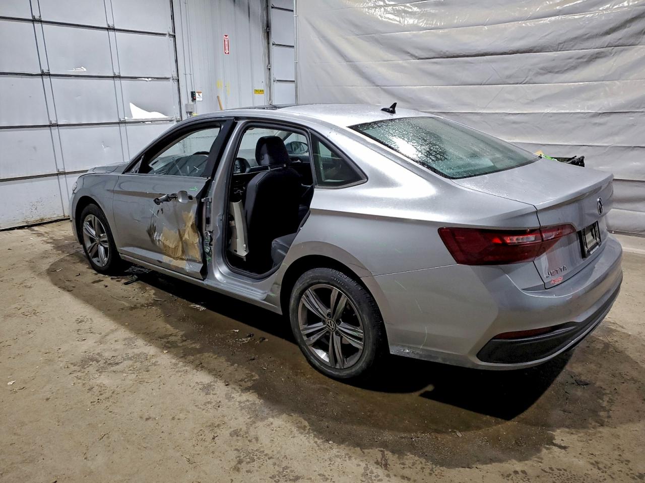2023 VOLKSWAGEN JETTA SE photo 3