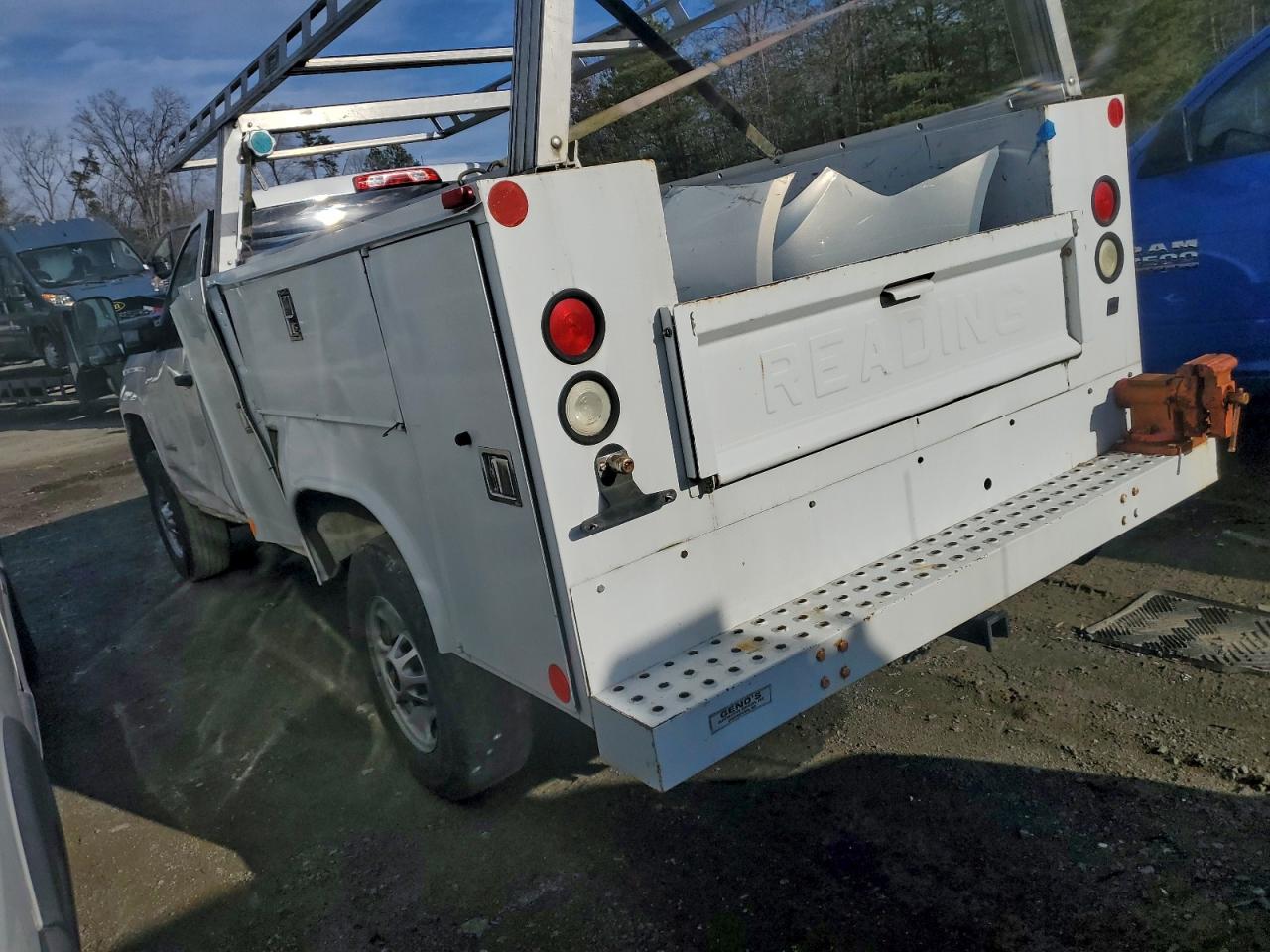 2015 CHEVROLET SILVERADO UTILITY / SERVICE TRUCK photo 3