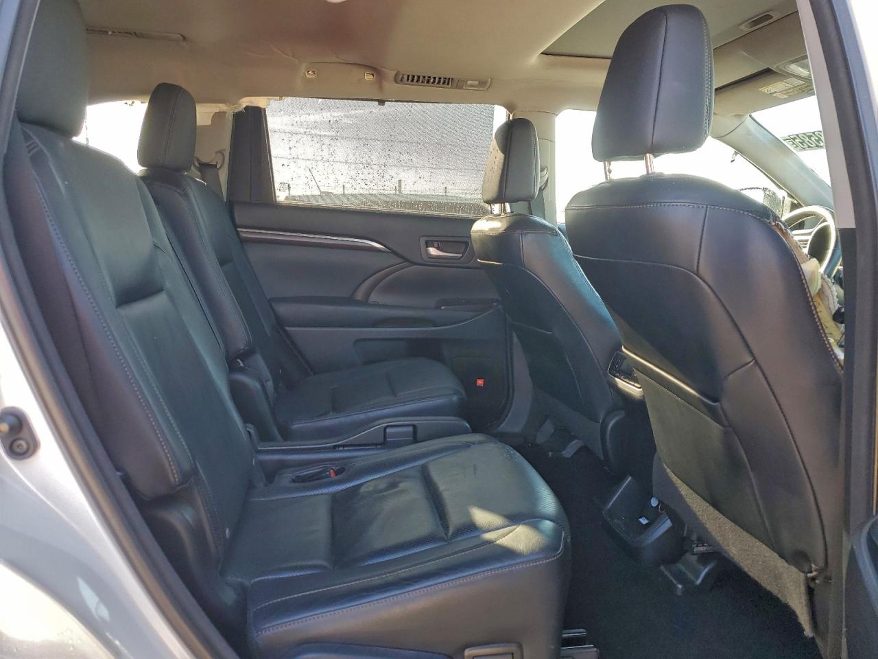 2014 TOYOTA HIGHLANDER LIMITED photo 21