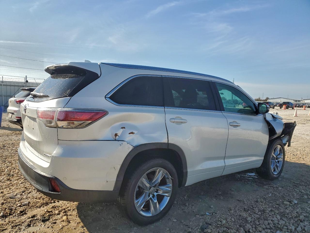 2014 TOYOTA HIGHLANDER LIMITED photo 5