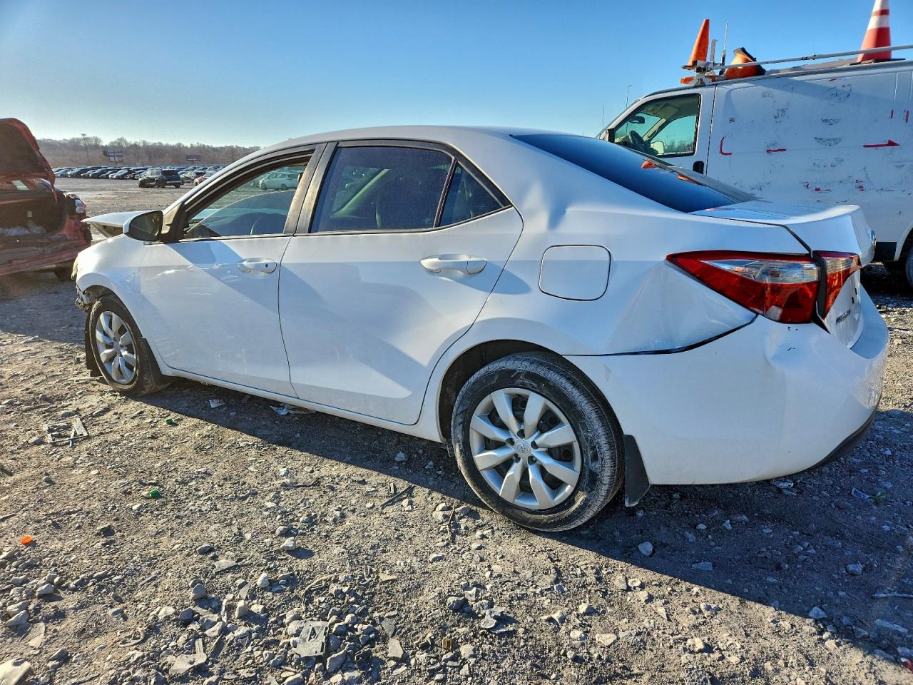 2016 TOYOTA COROLLA L photo 2