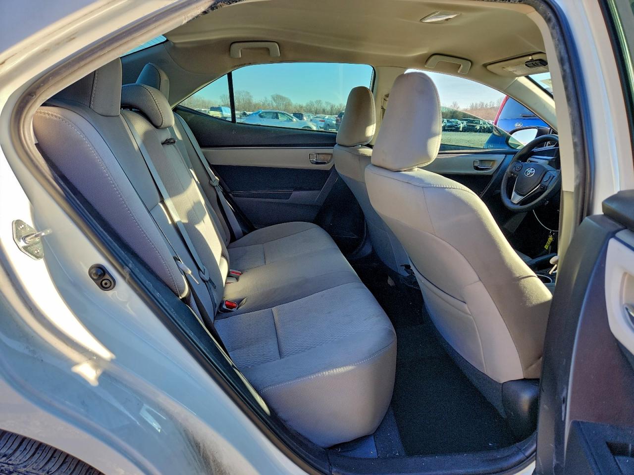 2016 TOYOTA COROLLA L photo 10