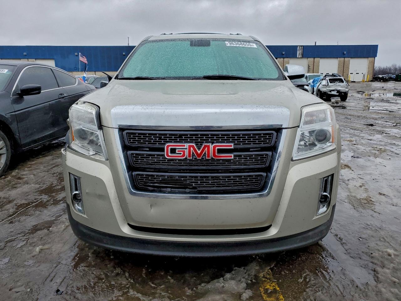 2015 GMC TERRAIN SLE photo 9