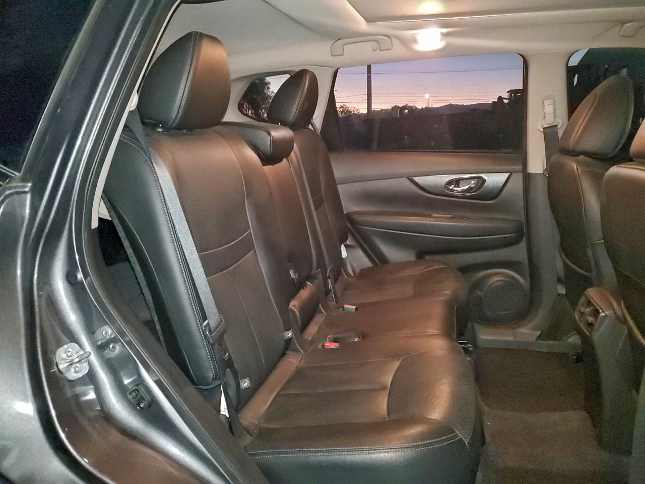 2016 NISSAN ROGUE S photo 21