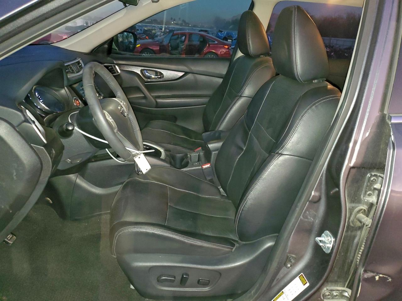 2016 NISSAN ROGUE S photo 13