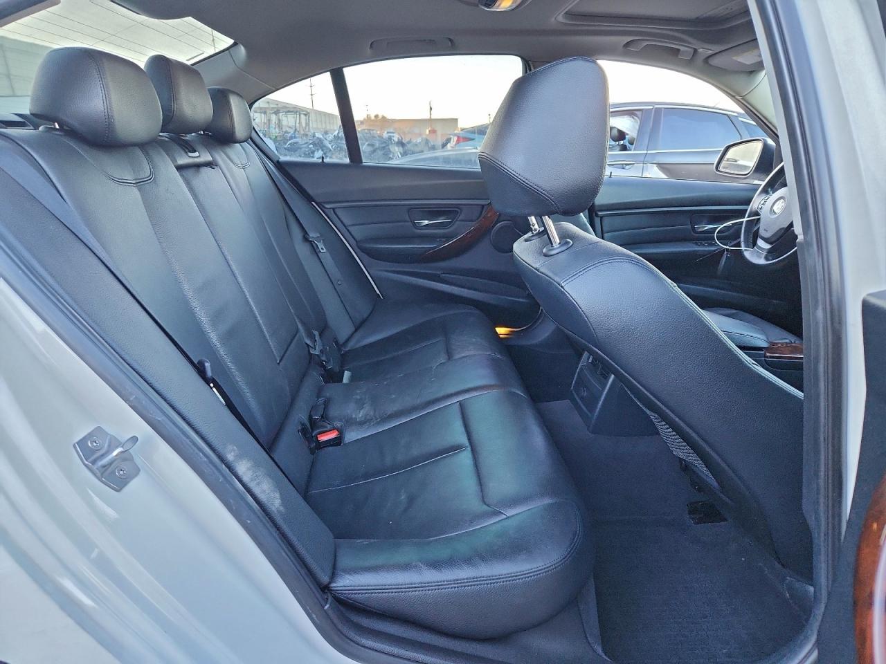 2013 BMW 328 I photo 19