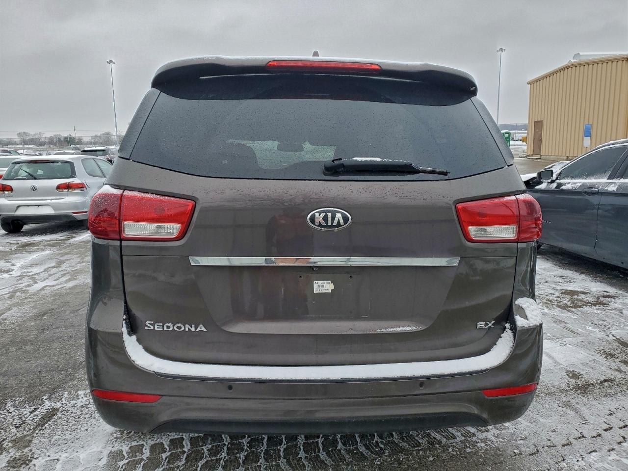 2016 KIA SEDONA EX photo 16
