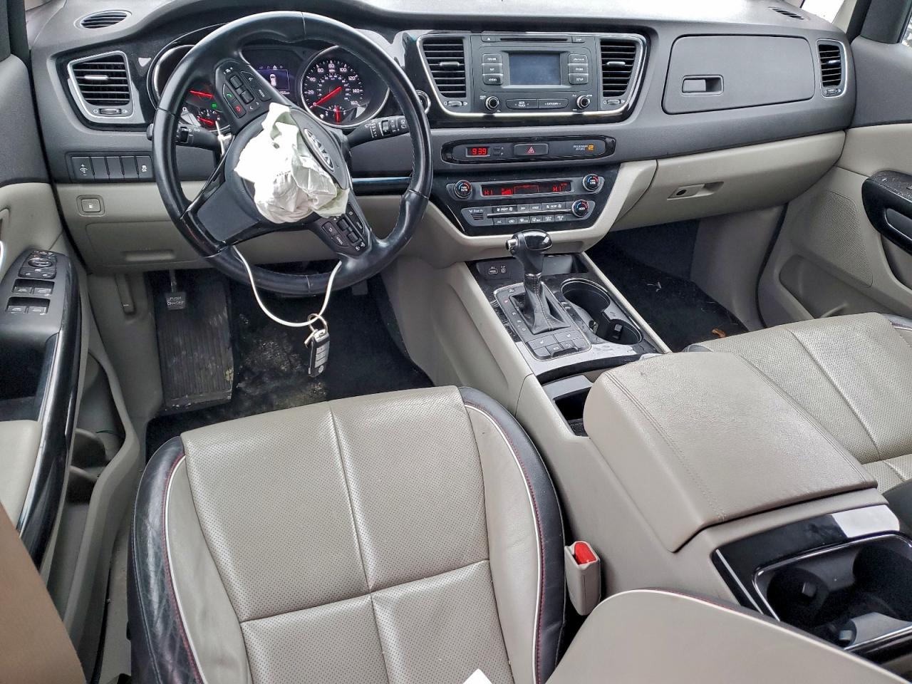 2016 KIA SEDONA EX photo 22