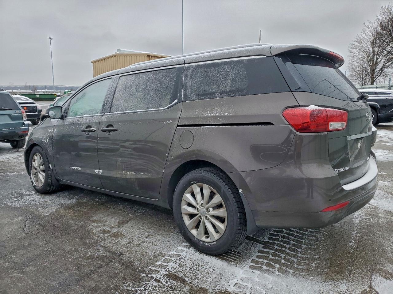 2016 KIA SEDONA EX photo 4