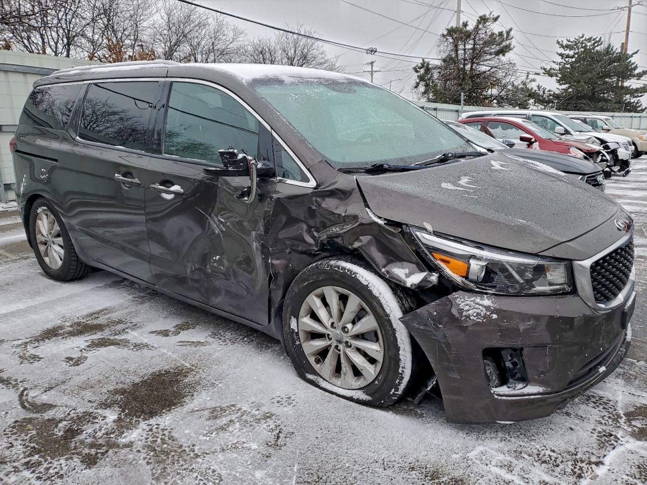 2016 KIA SEDONA EX photo 10