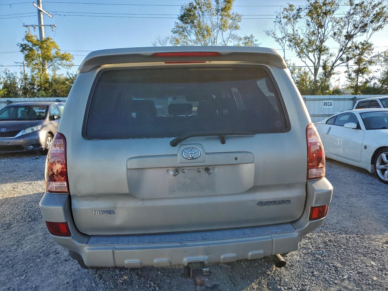2005 TOYOTA 4RUNNER SR5 photo 6