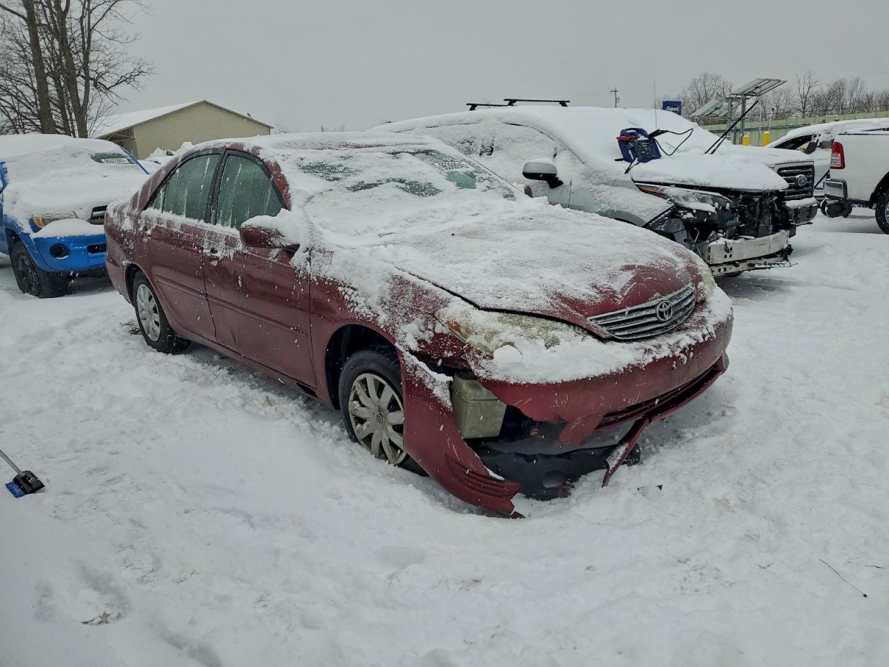 2005 TOYOTA CAMRY LE photo 4