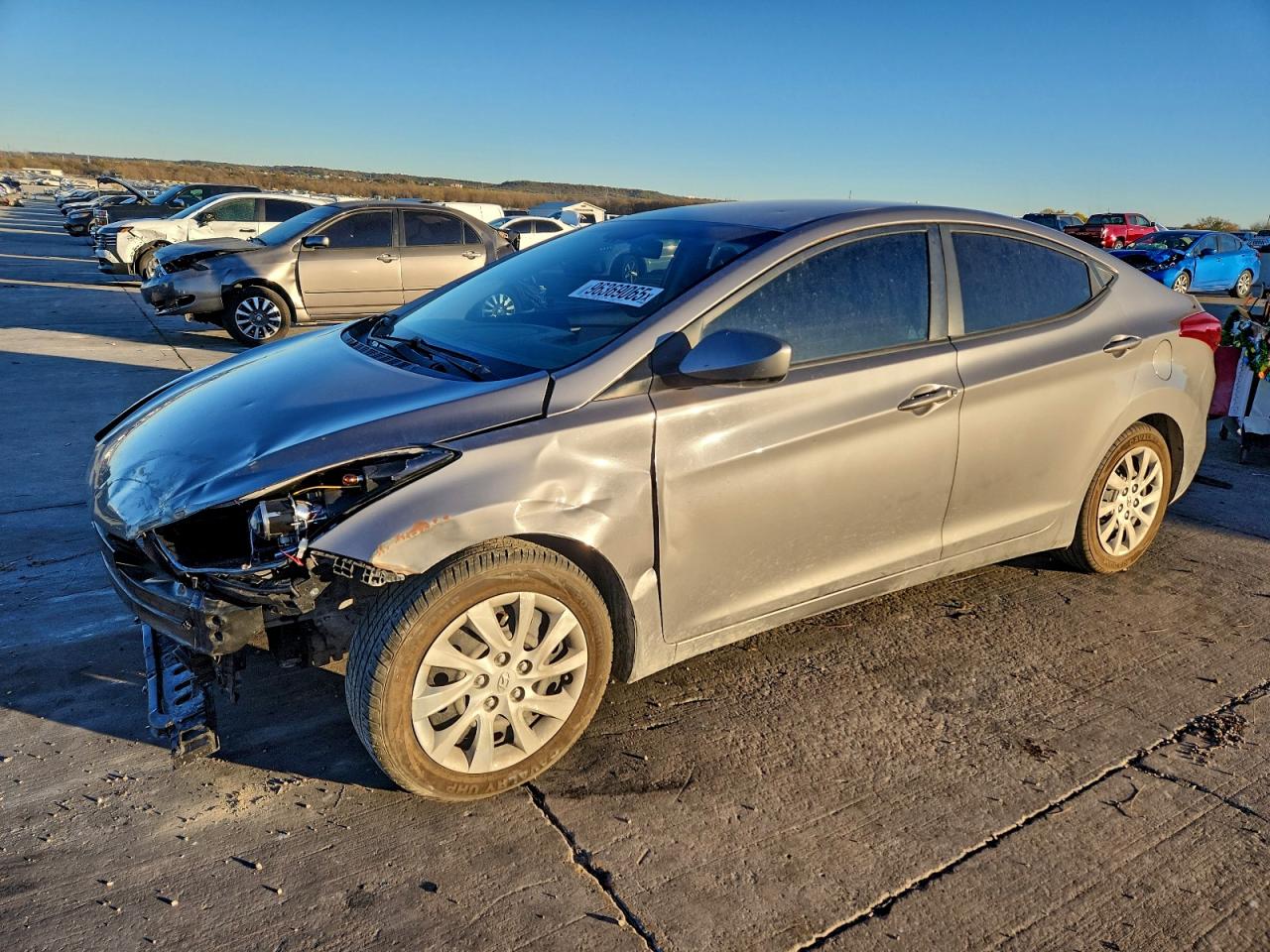 2012 HYUNDAI ELANTRA