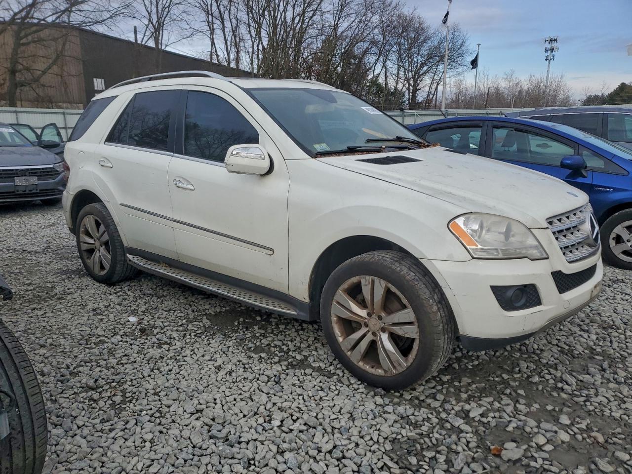 2010 MERCEDES-BENZ ML 350 4MATIC photo 4