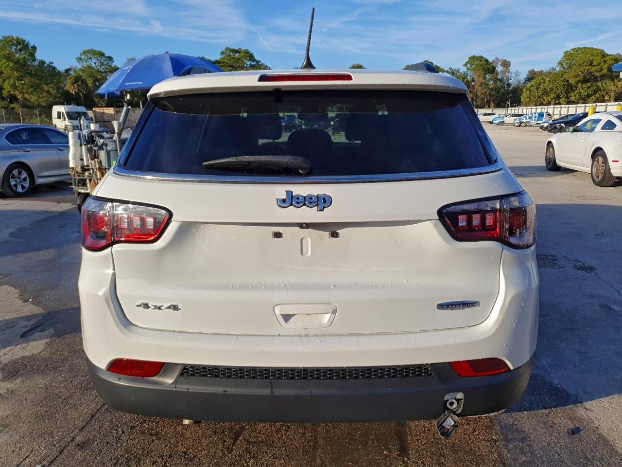 2024 JEEP COMPASS LATITUDE photo 11
