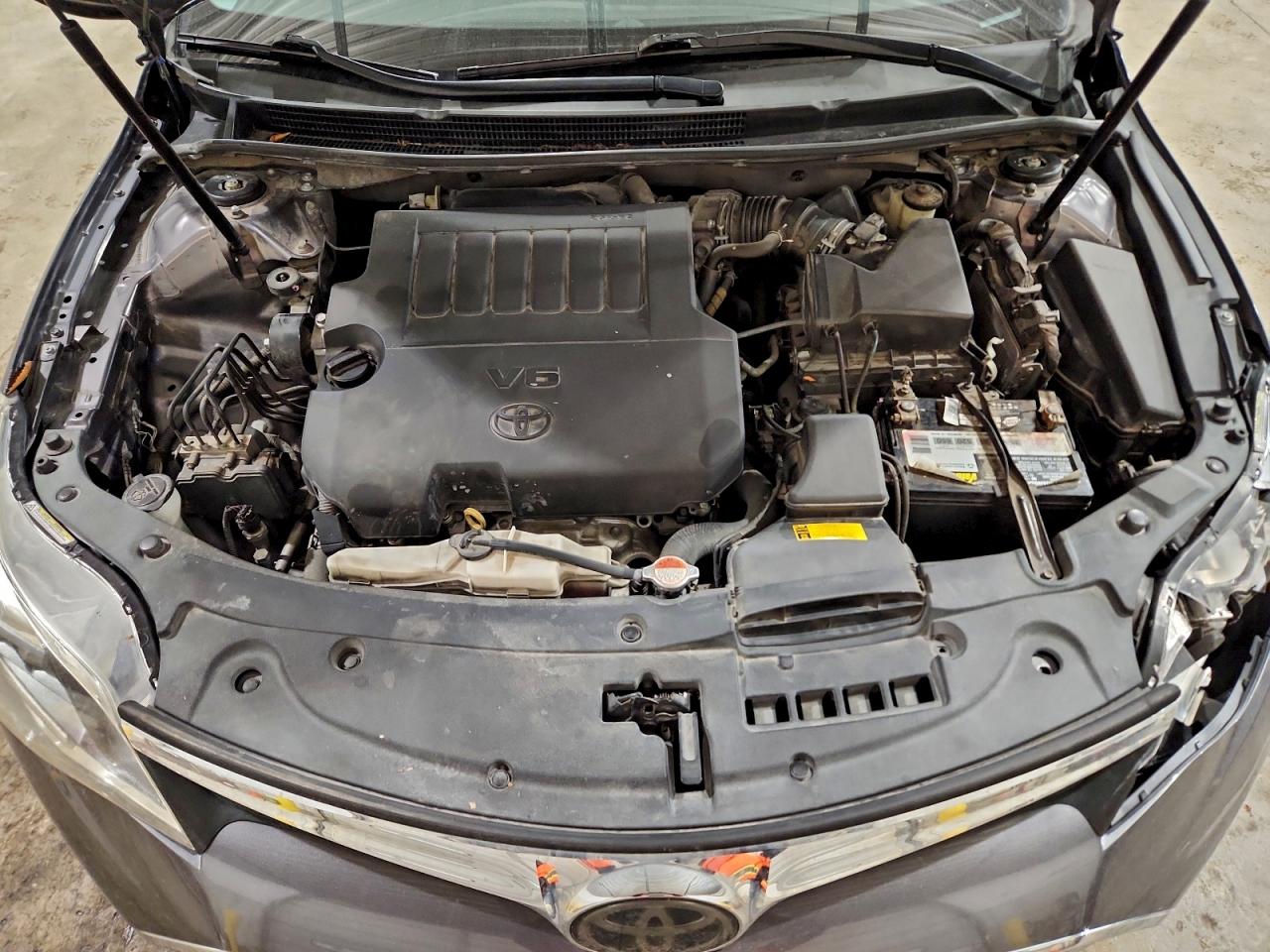 2016 TOYOTA AVALON XLE photo 11