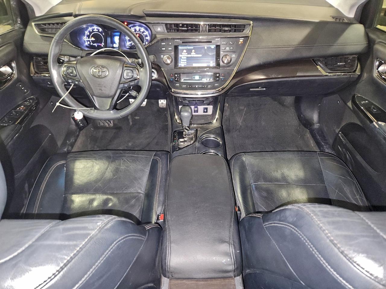 2016 TOYOTA AVALON XLE photo 8