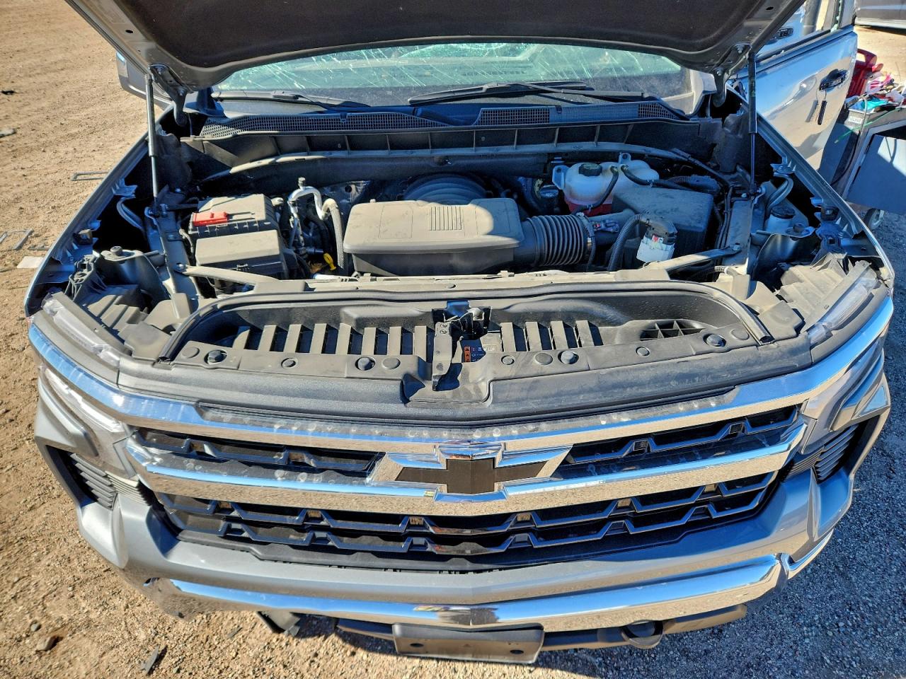 2024 CHEVROLET SILVERADO K1500 LT photo 11