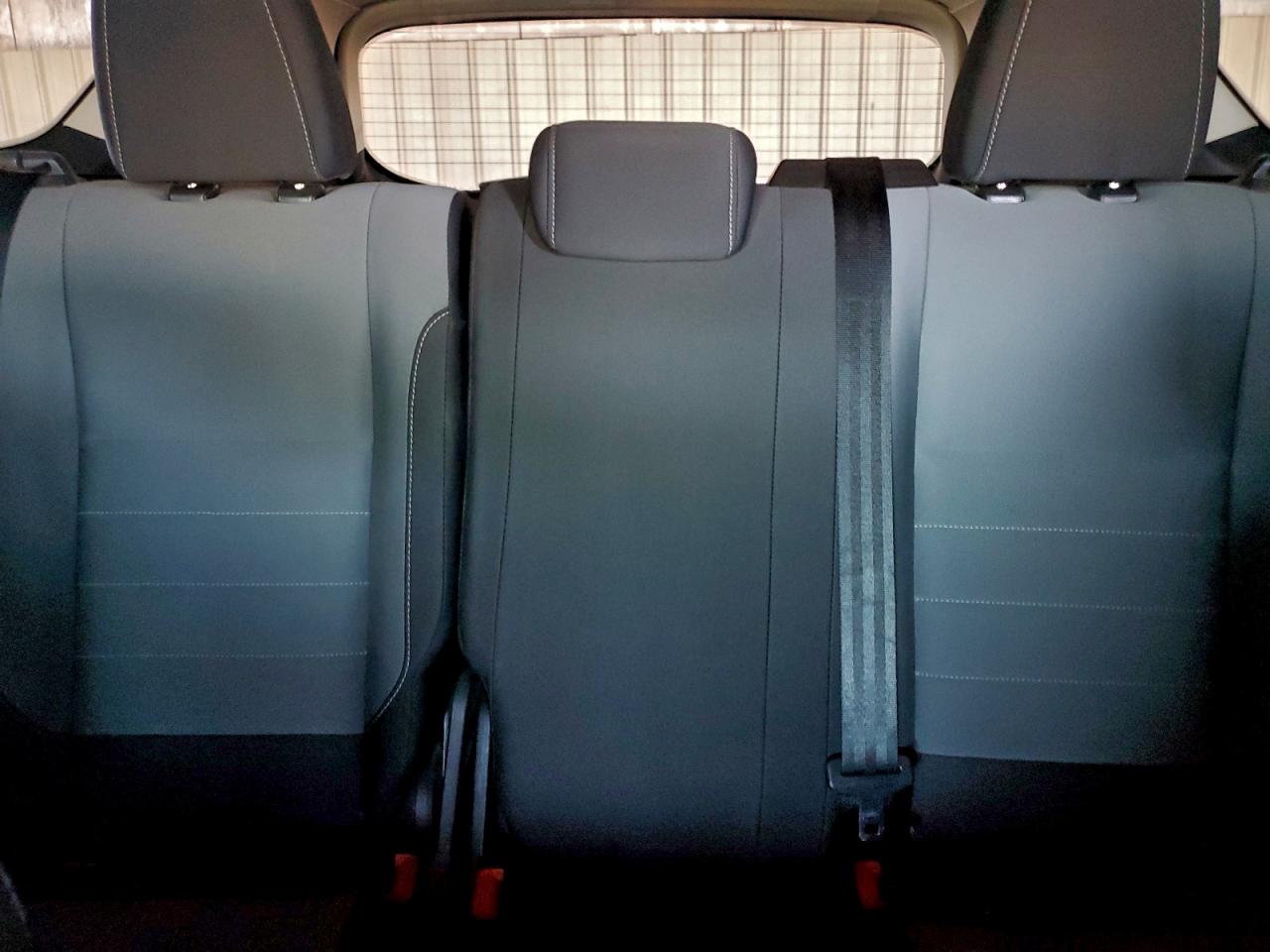 2019 FORD ESCAPE S photo 10