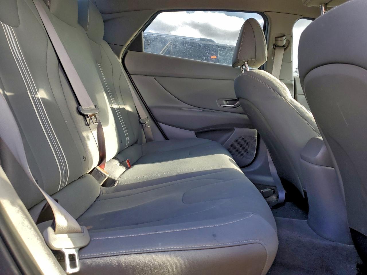 2023 HYUNDAI ELANTRA SEL photo 10