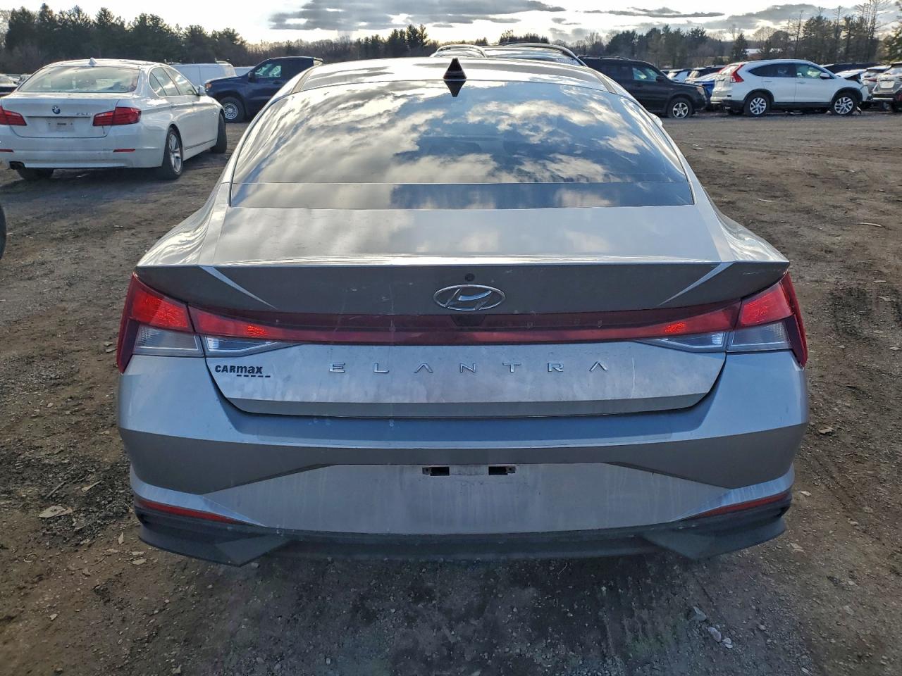 2023 HYUNDAI ELANTRA SEL photo 6