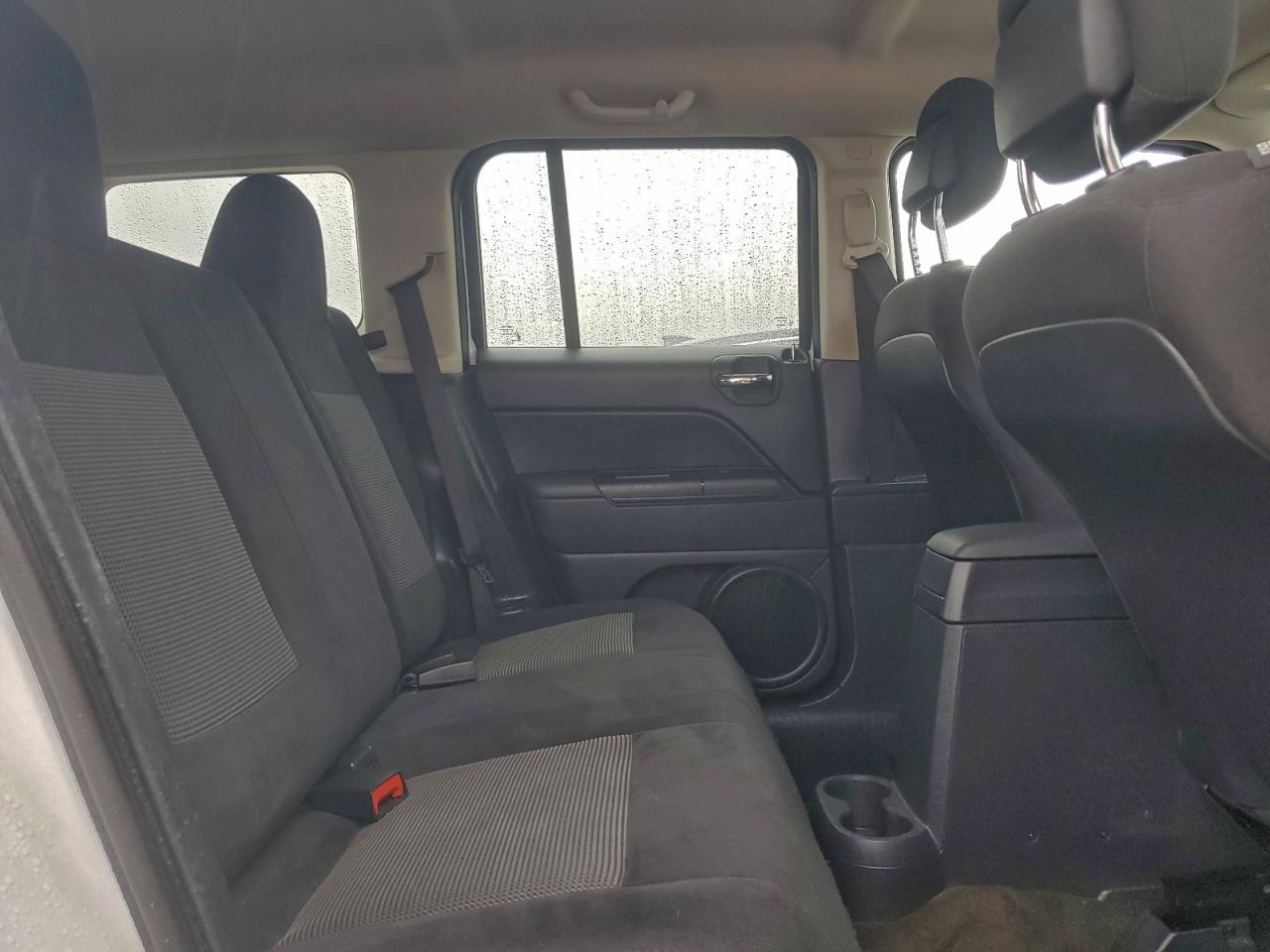 2017 JEEP PATRIOT SPORT photo 28