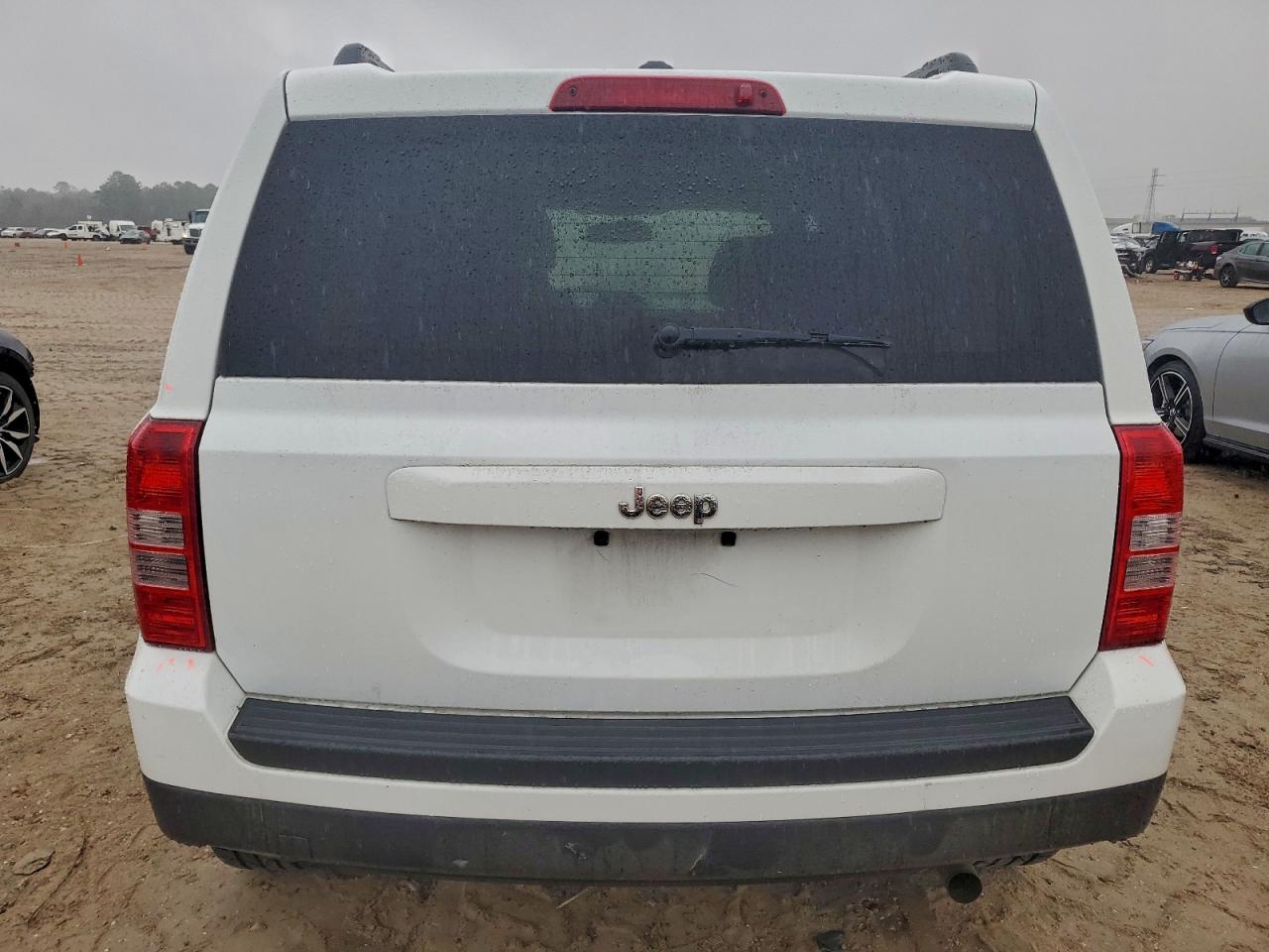 2017 JEEP PATRIOT SPORT photo 16