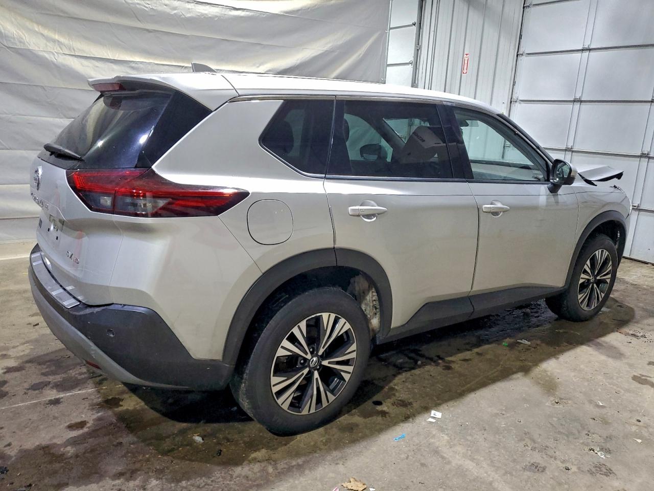 2021 NISSAN ROGUE SV photo 3