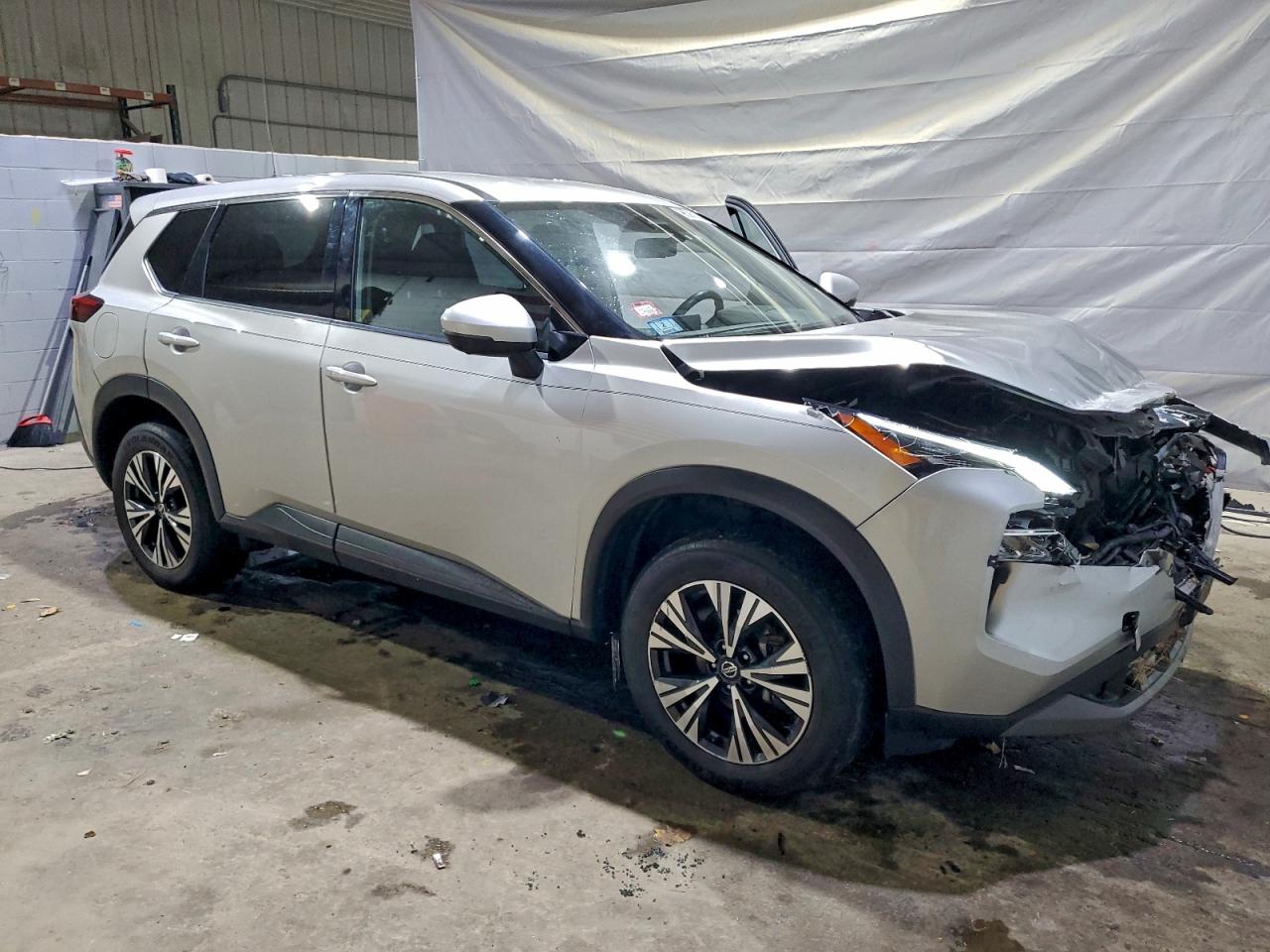 2021 NISSAN ROGUE SV photo 4