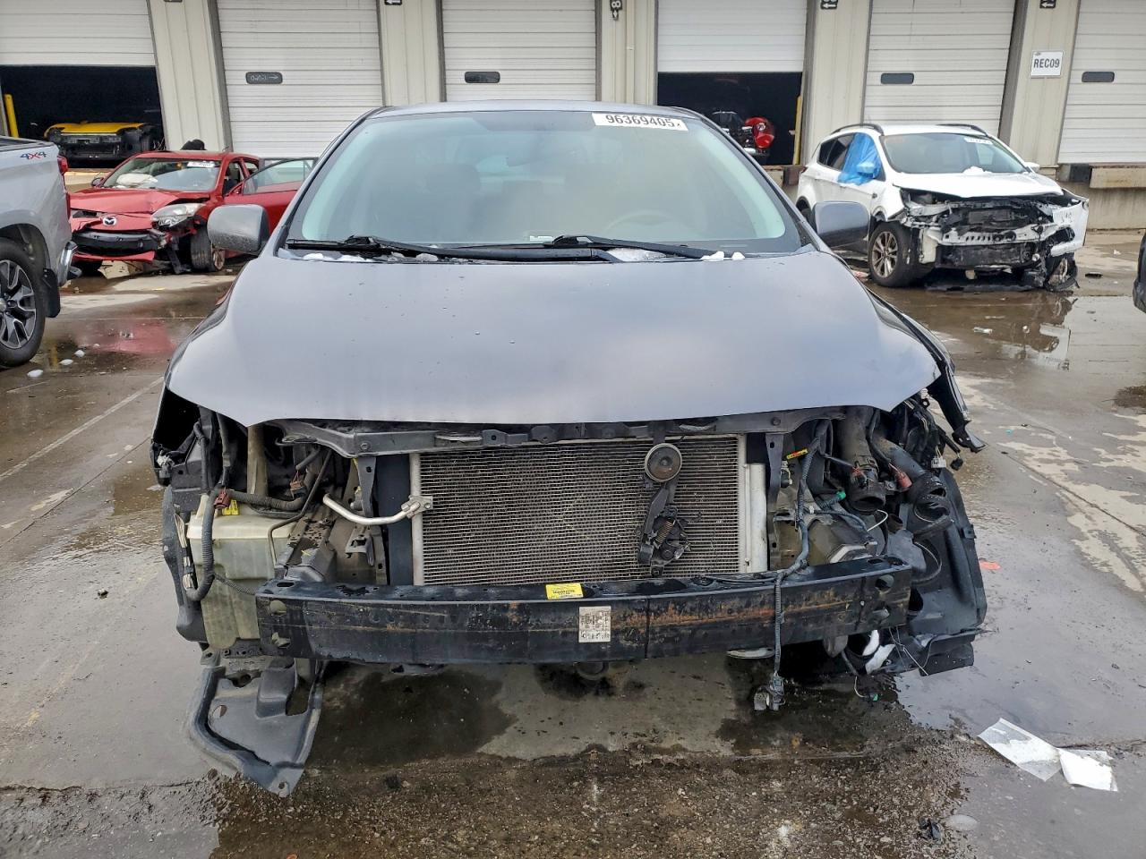 2013 TOYOTA COROLLA photo 5