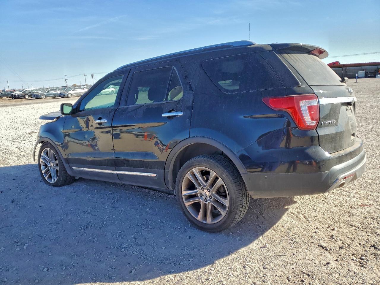 2017 FORD EXPLORER LIMITED photo 2
