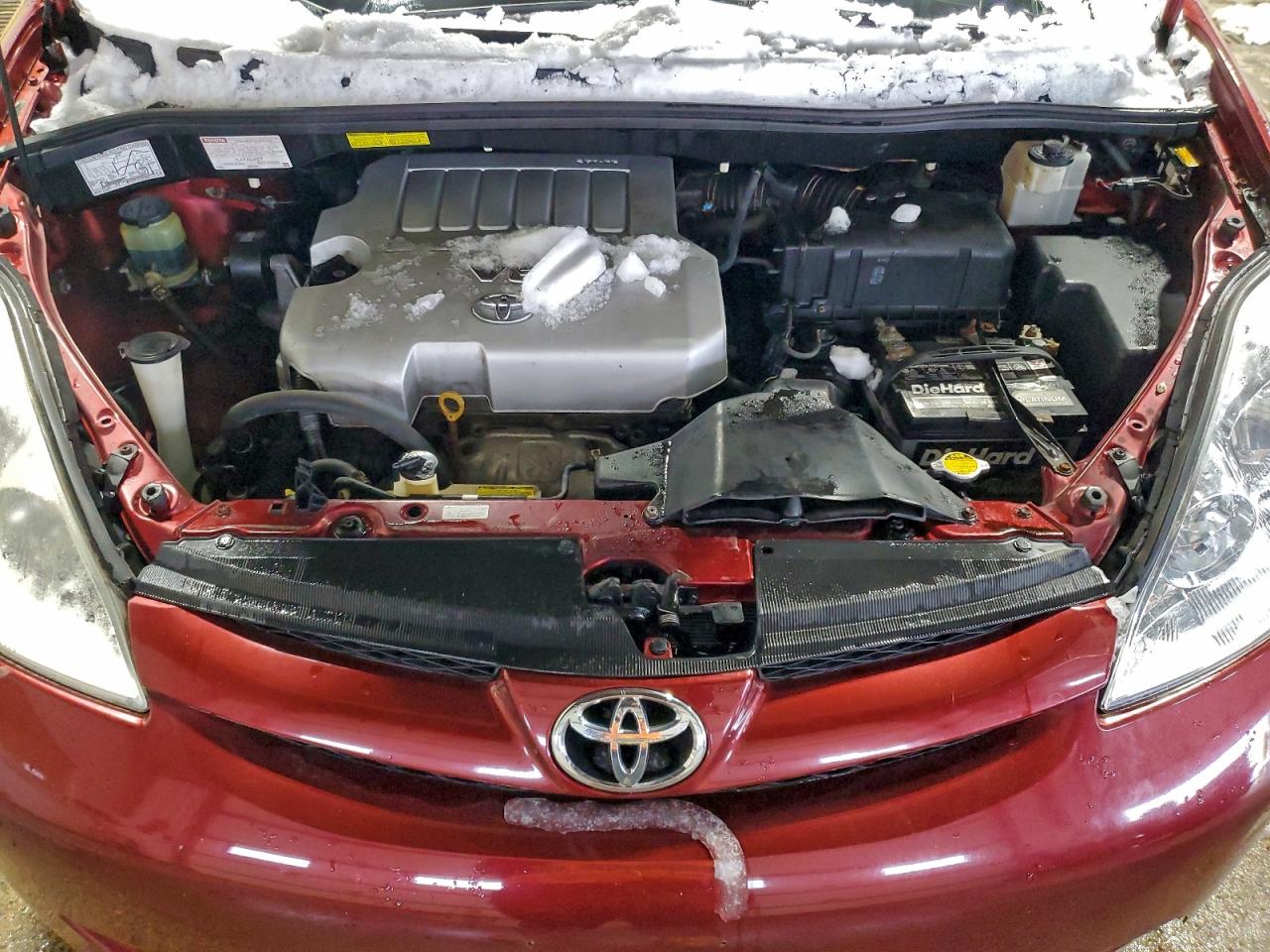 2007 TOYOTA SIENNA CE photo 12