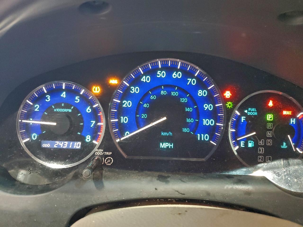 2007 TOYOTA SIENNA CE photo 9