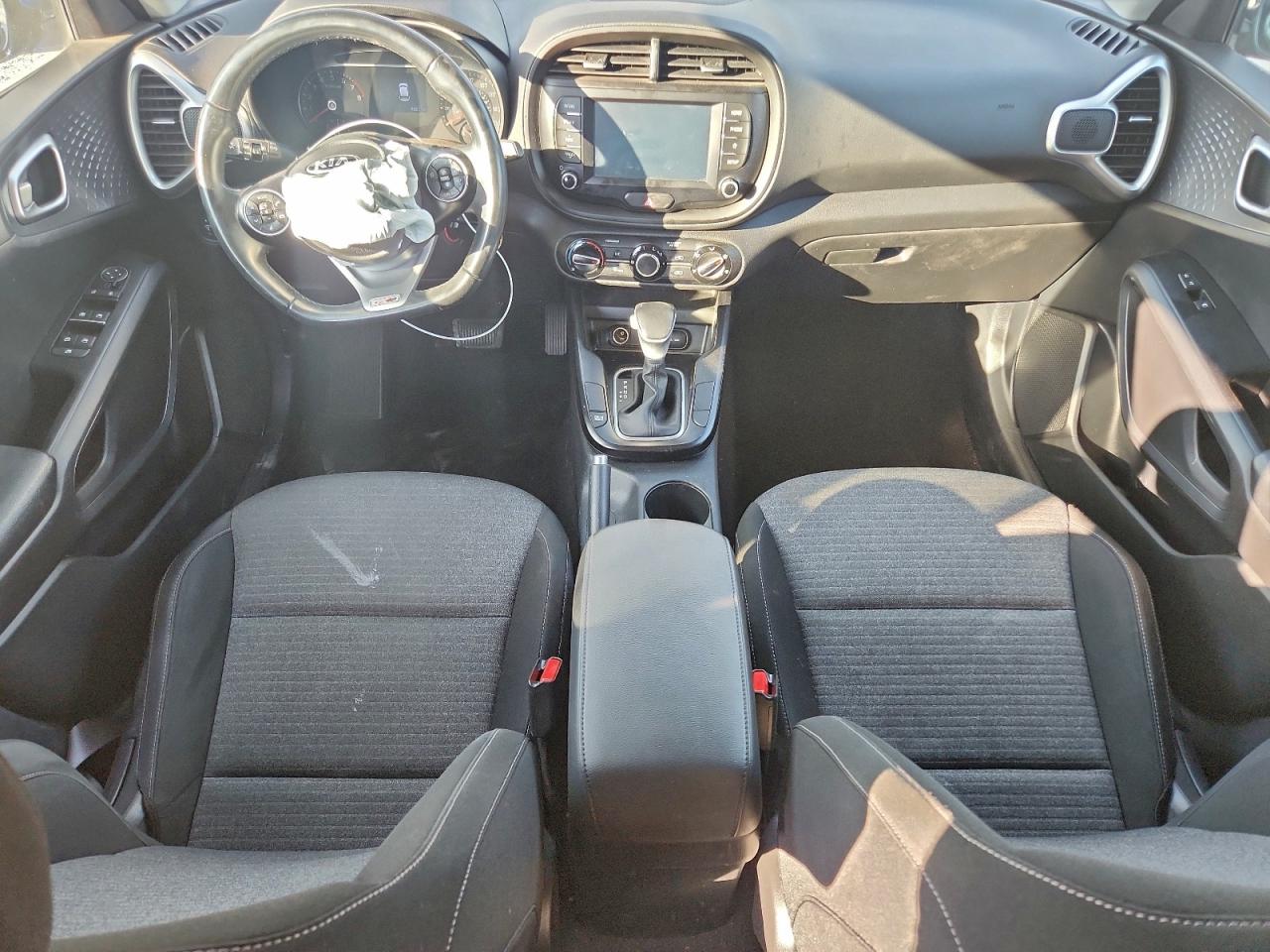 2021 KIA SOUL GT LINE photo 8
