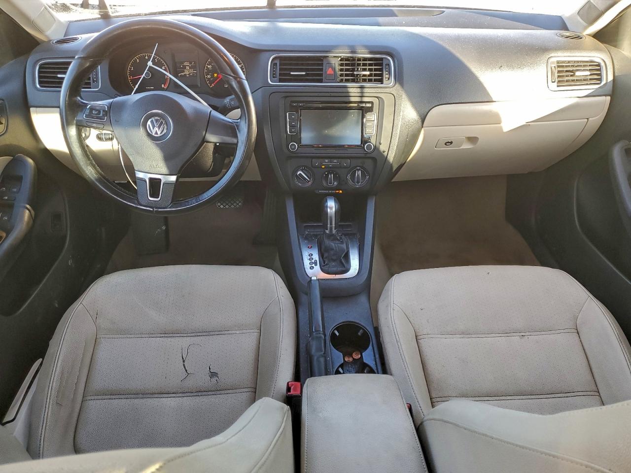 2011 VOLKSWAGEN JETTA SE photo 8