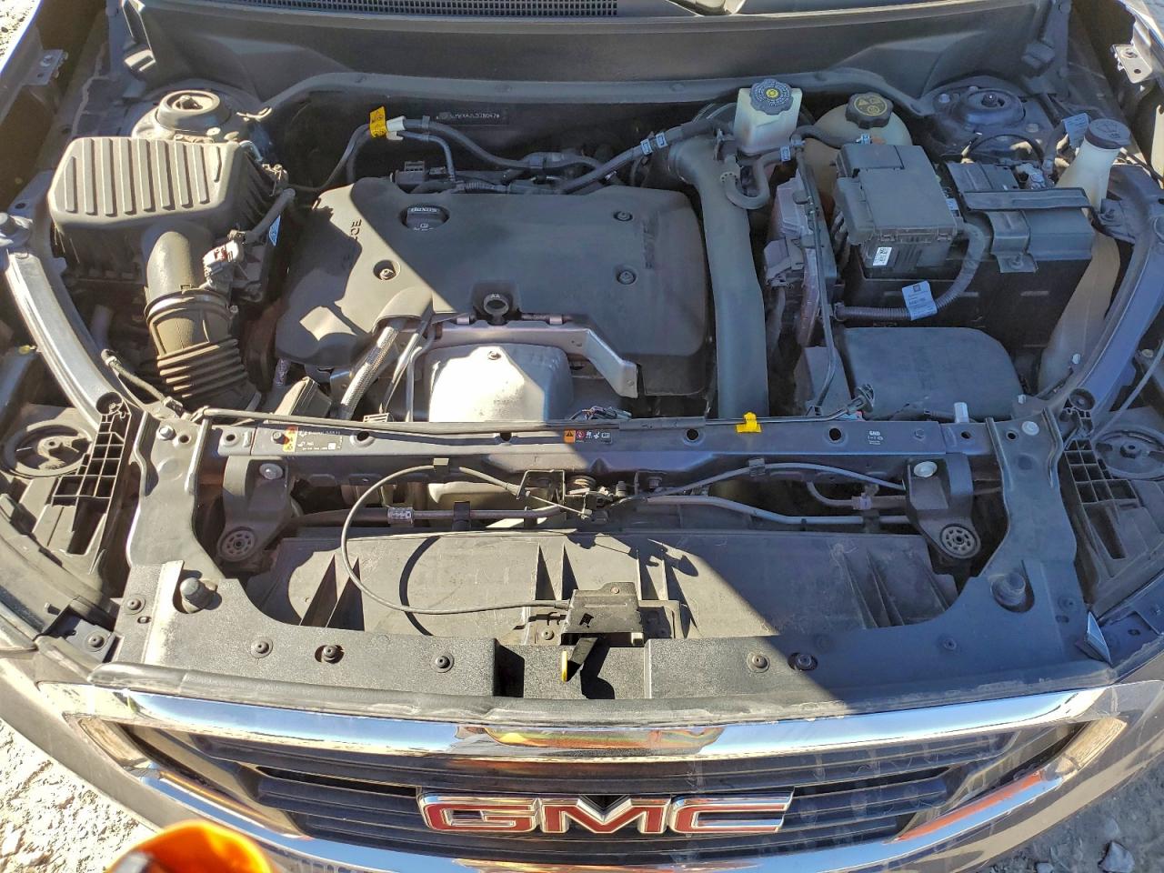 2018 GMC TERRAIN SLE photo 11