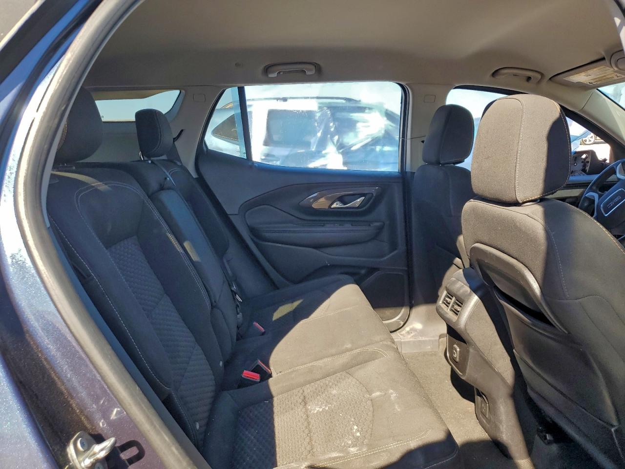 2018 GMC TERRAIN SLE photo 10