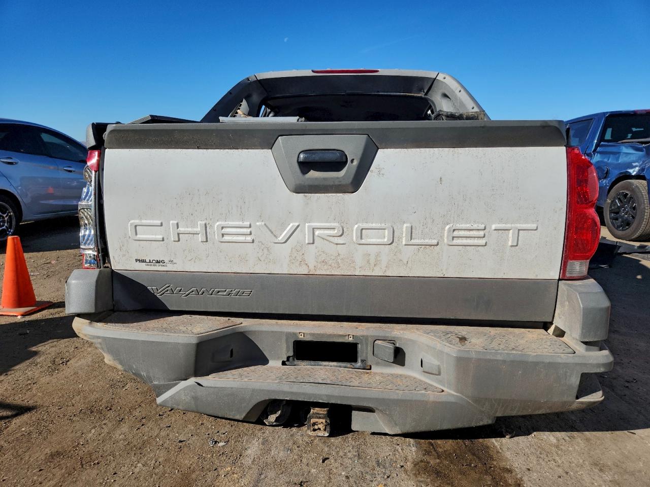 2002 CHEVROLET AVALANCHE K1500 photo 16